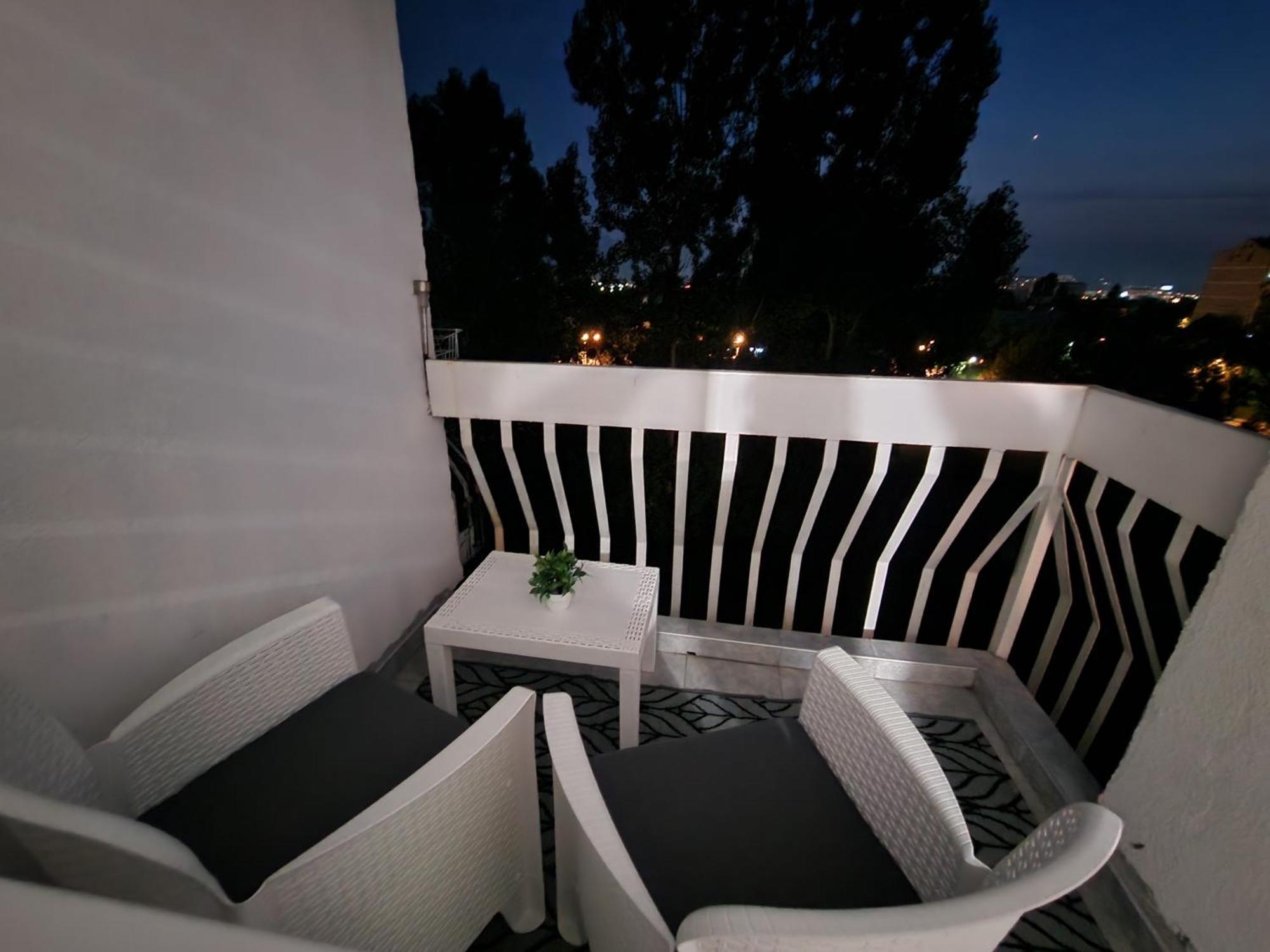 Infinity Apartment & Free Wifi & Free Parking Сараево Экстерьер фото